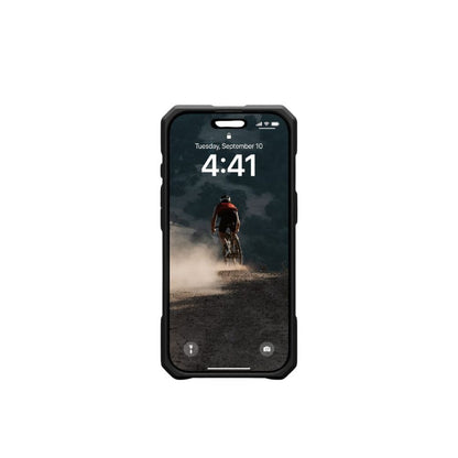 UAG iPhone 16 Pro Monarch Pro Magsafe Carbon Fibre