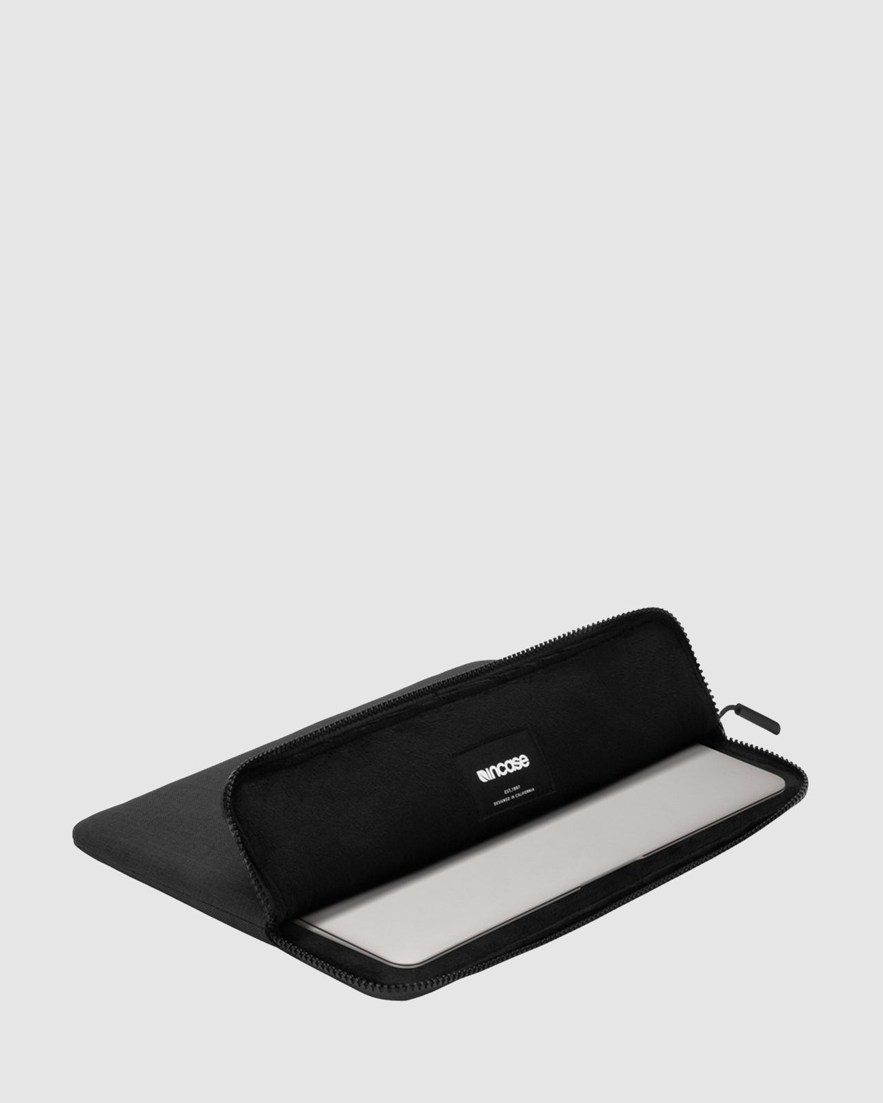Incase 13" MacBook Pro/Air Slim Sleeve with Woolenex Graphite