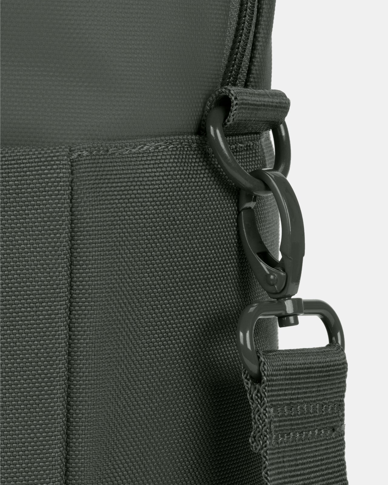 Incase A.R.C. Tech Tote Laptop Bag Smoked Ivy