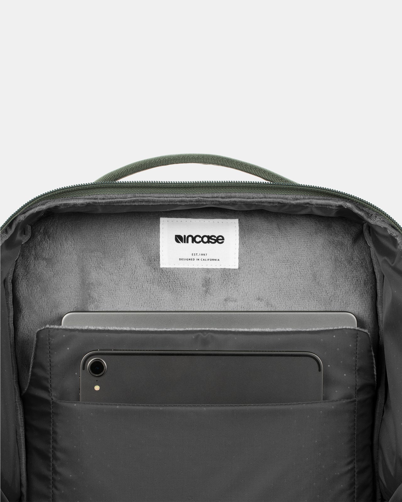 Incase A.R.C. Daypack Backpack Laptop Bag Smoked Ivy